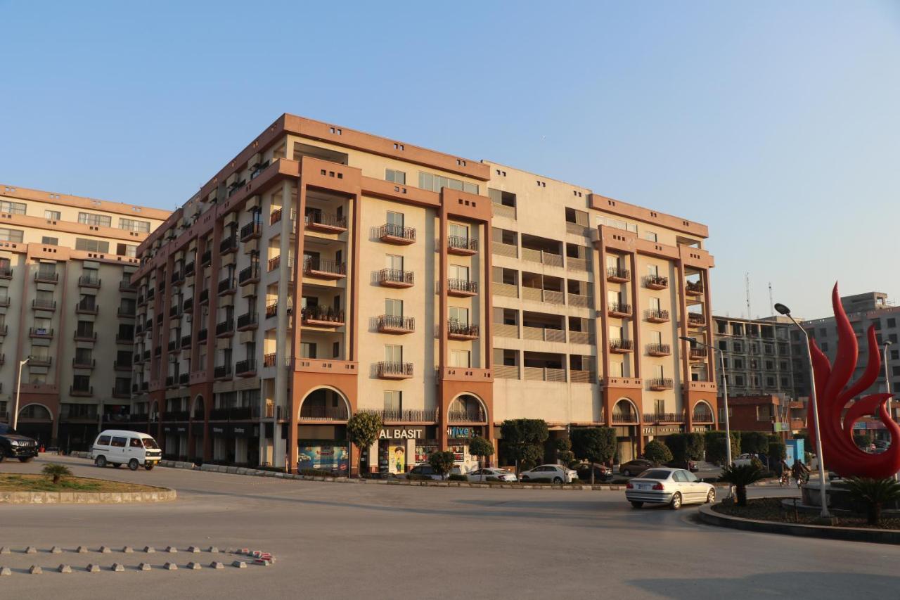 Executive Apartments In Bahria Heights Равалпинди Экстерьер фото